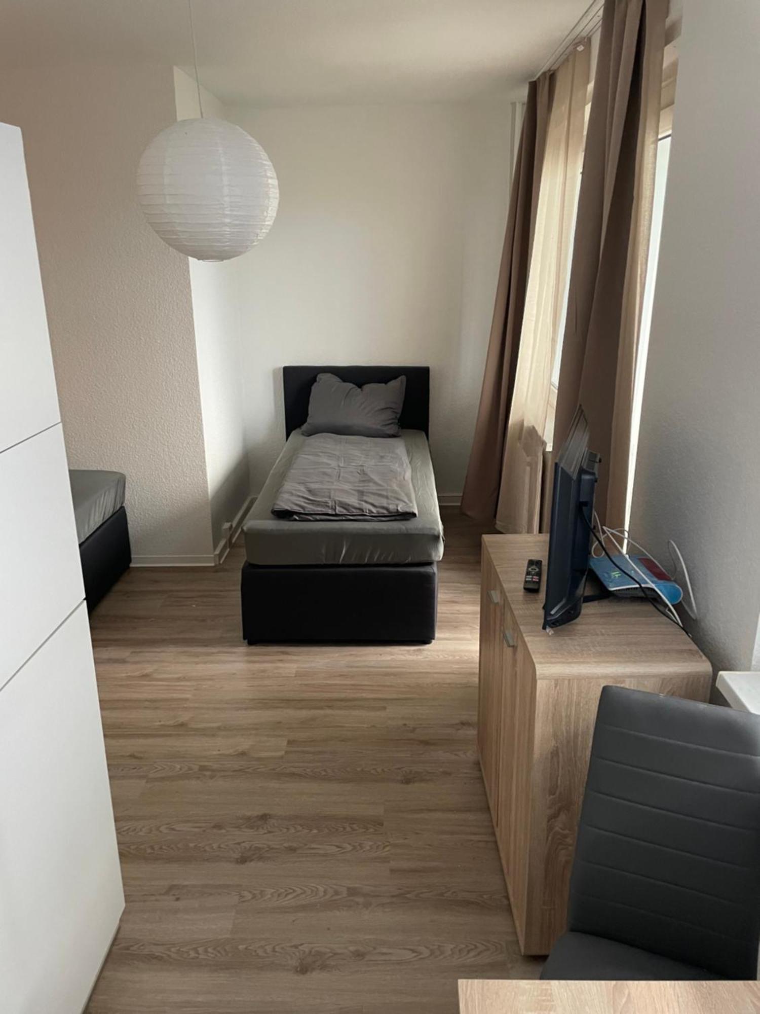 Max Appartements Neubrandenbourg Extérieur photo