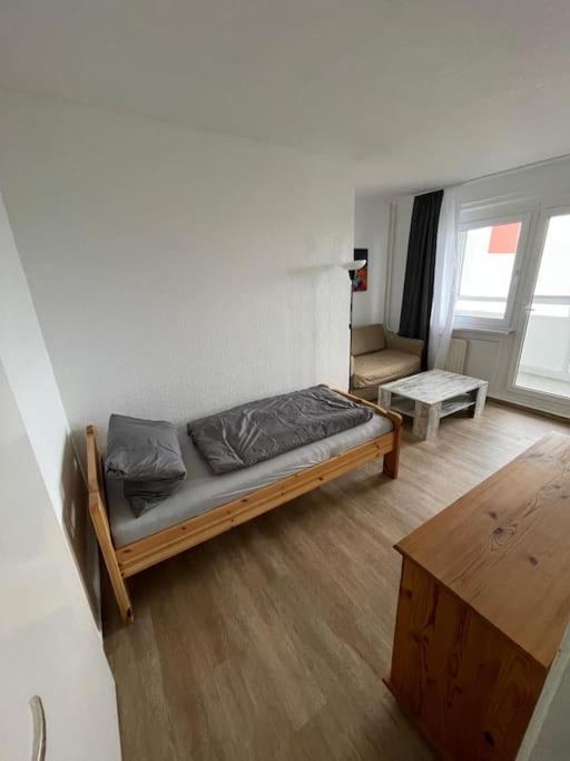 Max Appartements Neubrandenbourg Extérieur photo